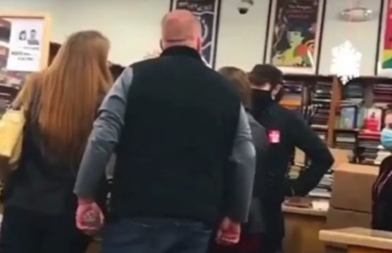 Guy Refuses To Wear Mask Pushes Bookstore Employee